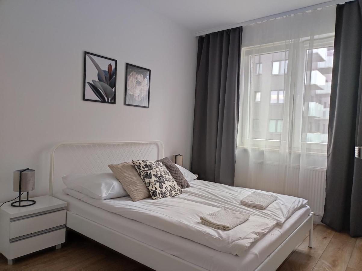 Lux Apartment Close To Medicover And Paley Warsaw Exterior photo